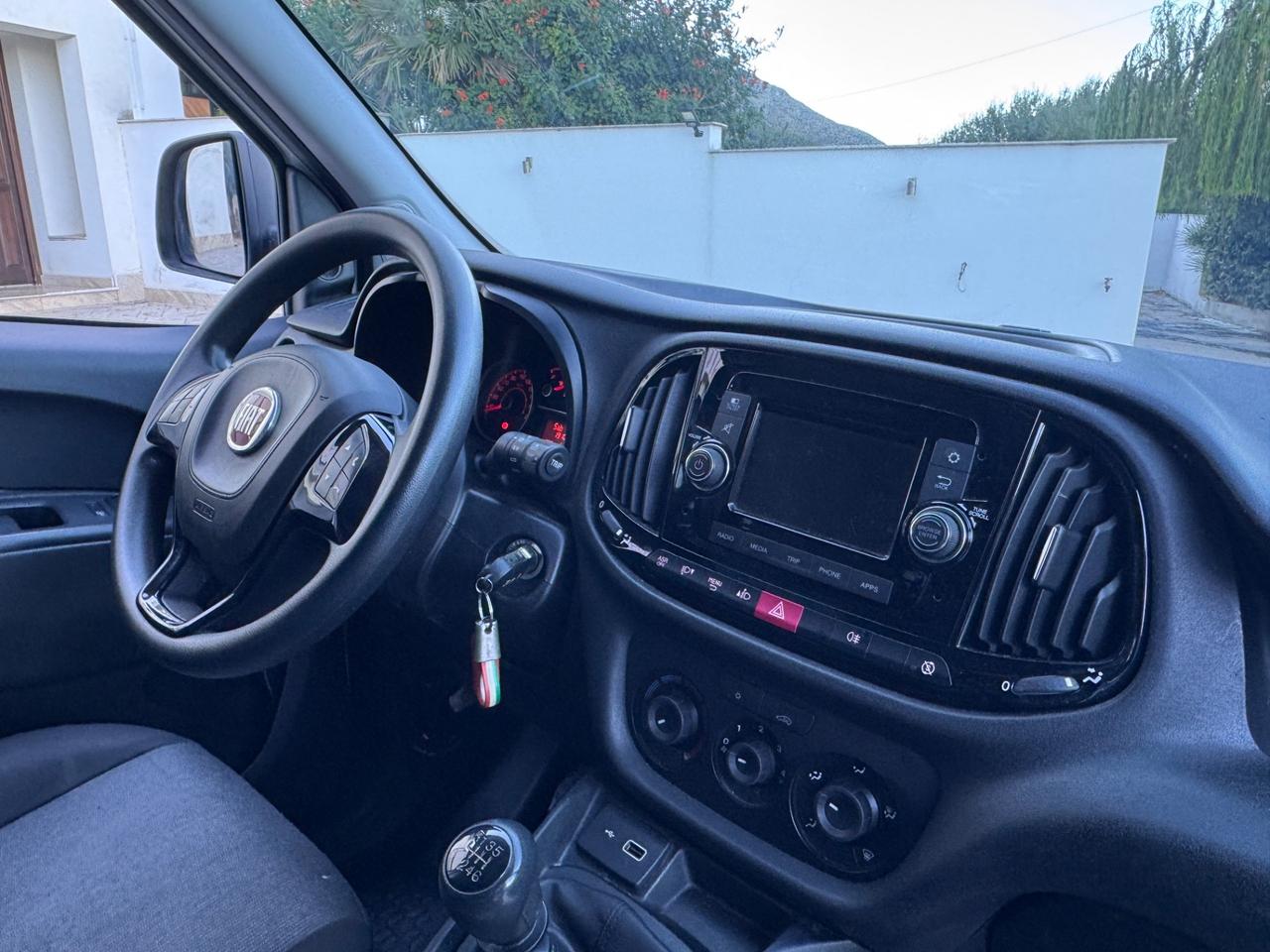 Fiat doblo coibentato con gruppo frigo