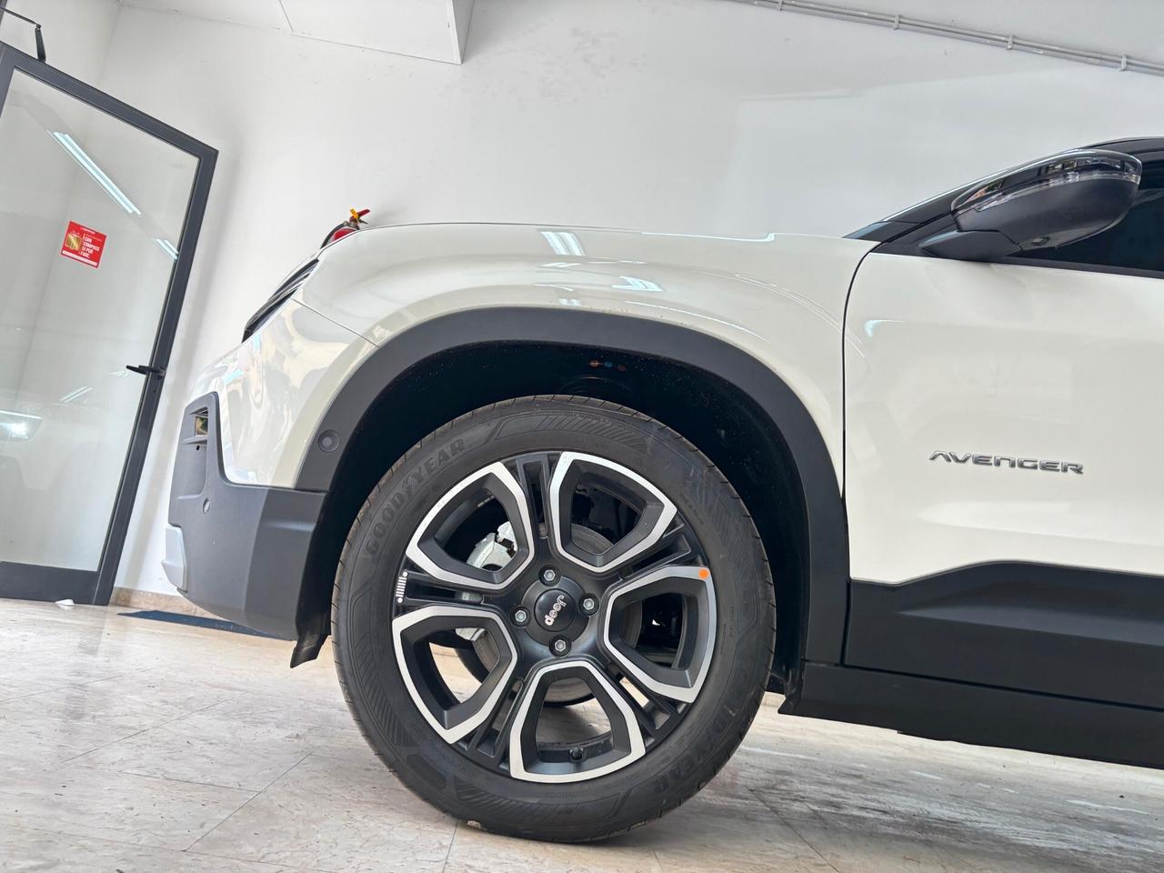 Jeep Avenger 1.2 Turbo Summit KM0 Italia Tetto Nero
