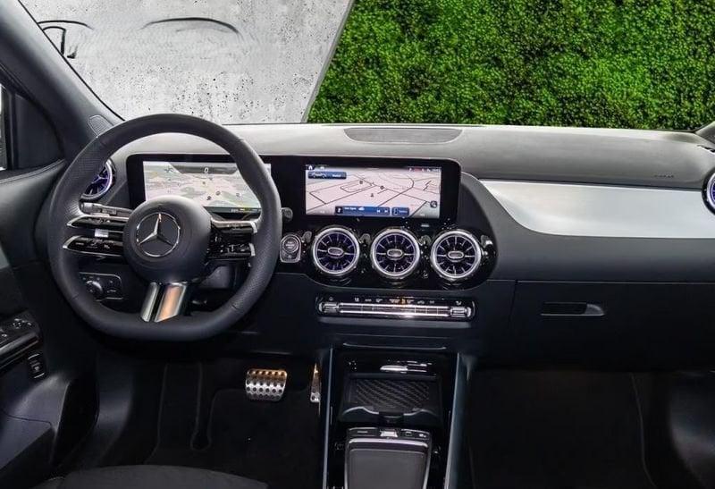 Mercedes-Benz GLA GLA 180 AMG Line ADVANCE PLUS LED CAMERA KEYLESS