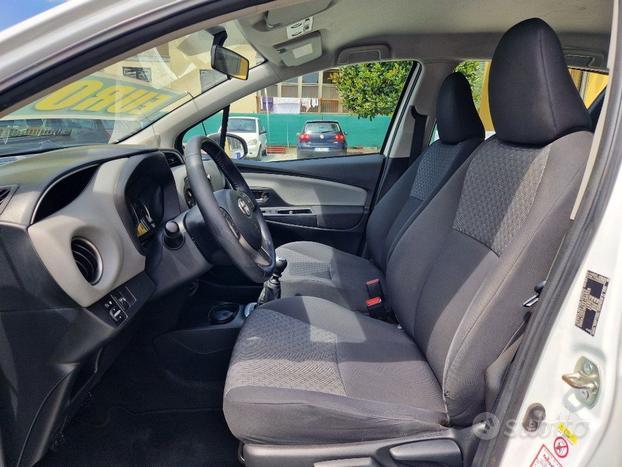 TOYOTA Yaris 1.3 100 Cv 5 porte *Euro6*