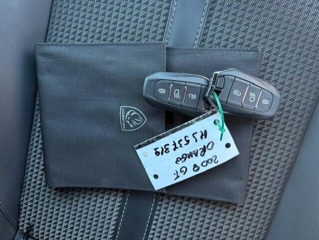 Peugeot 2008 PureTech 130 S&S GT Pack Bicolore Tetto Nero