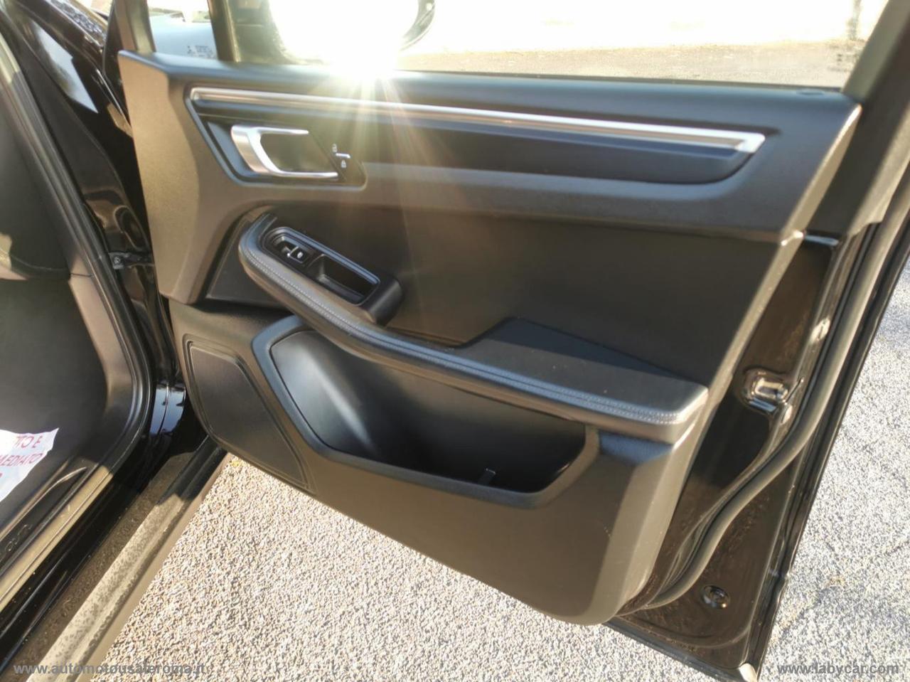 PORSCHE Macan 2.0 RATE AUTO MOTO SCOOTER