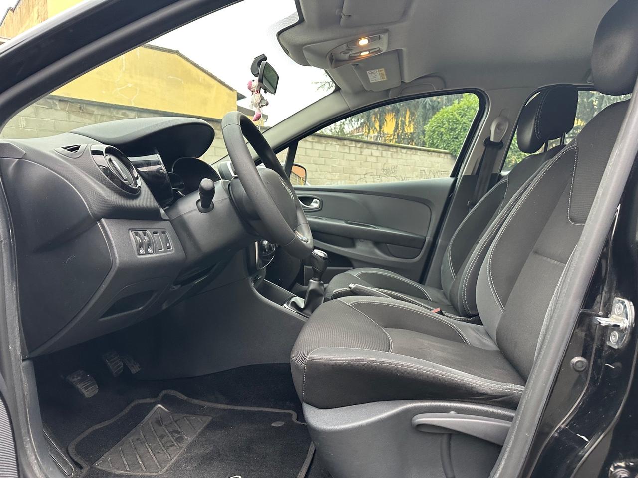 Renault Clio Sporter TCe 12V 90CV euro 6 - ok neopatentati