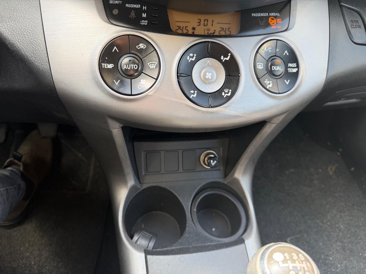 Toyota RAV 4 RAV4 2.2 D-4D 136 CV Luxury