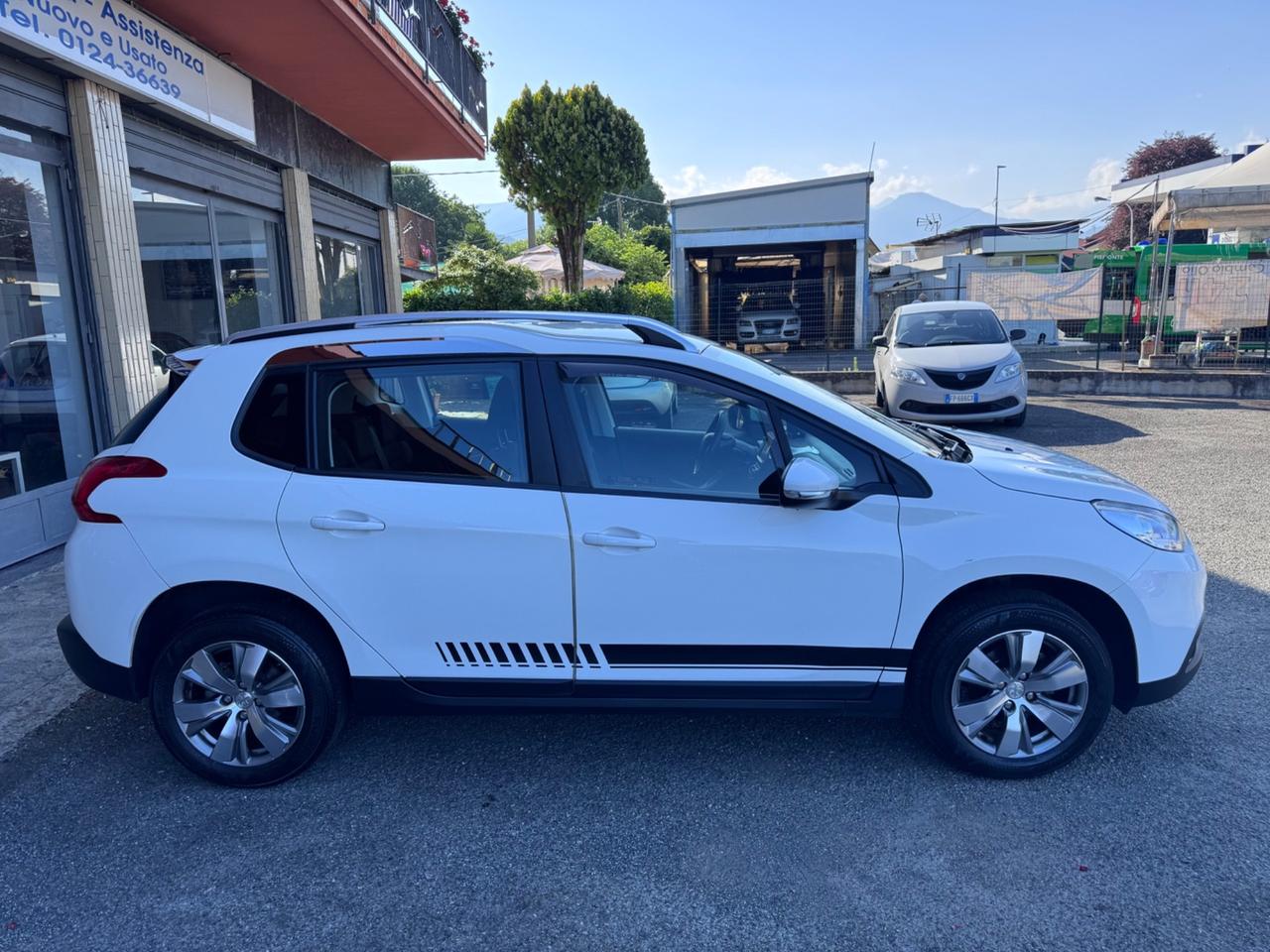 Peugeot 2008 1.2 Active