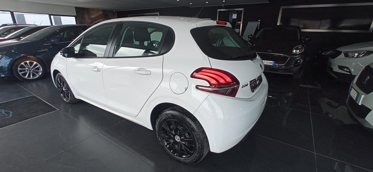 Peugeot 208 BlueHDi 100 Allure 60000 KM