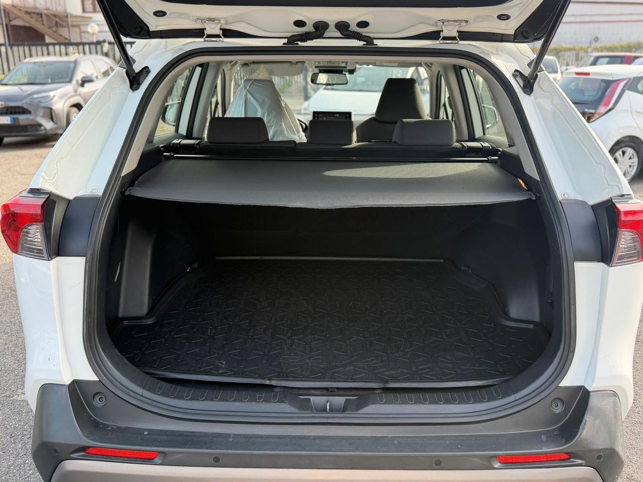 Toyota RAV 4 RAV4 2.5 HV (218CV) E-CVT 2WD Style