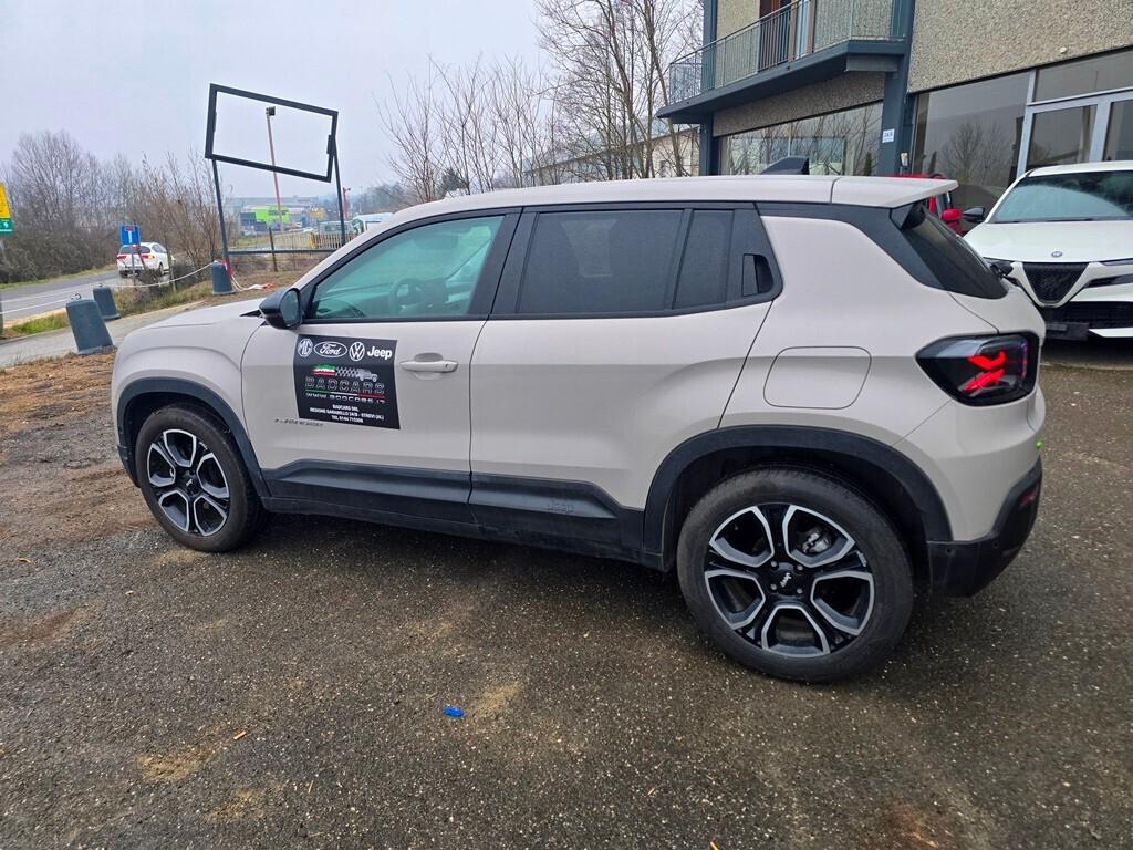 Jeep Avenger 1.2 Turbo 110 CV MHEV Summit