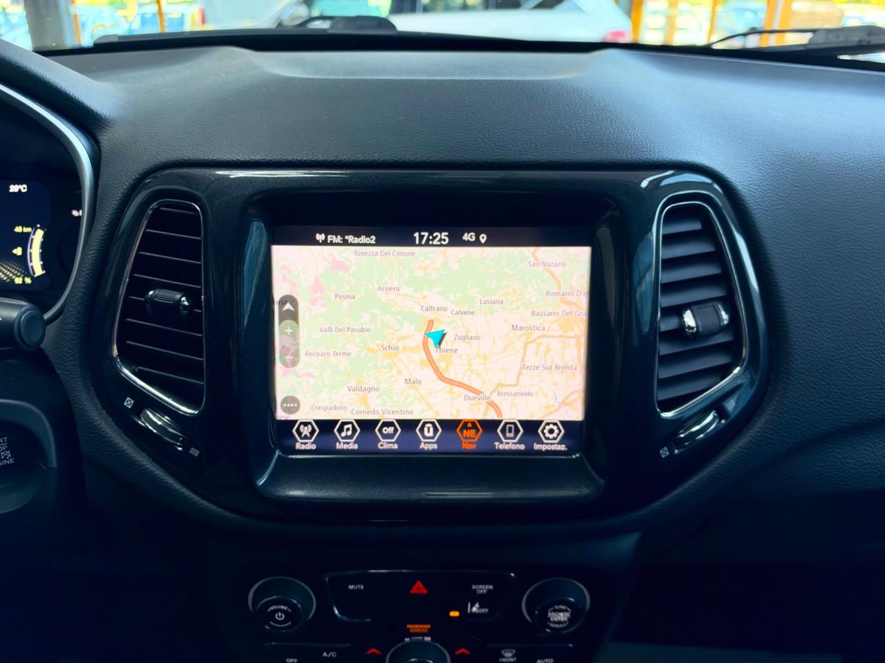 Jeep Compass 1.3 ibrida/Plug-in 190cv 4xe