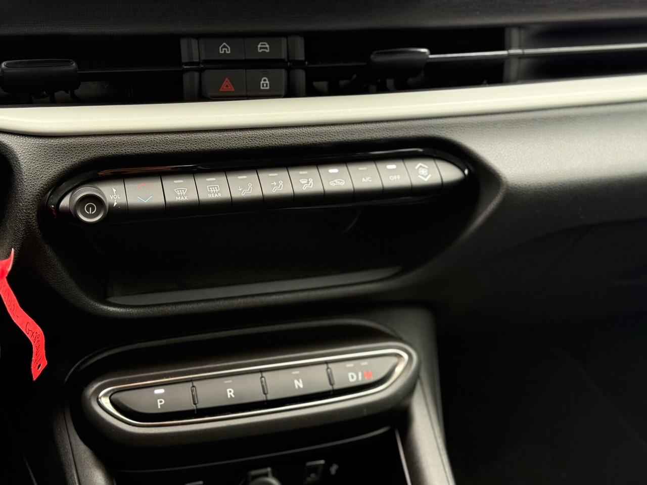 FIAT 600 Hybrid 100 CV DCT MHEV +GARANTITA