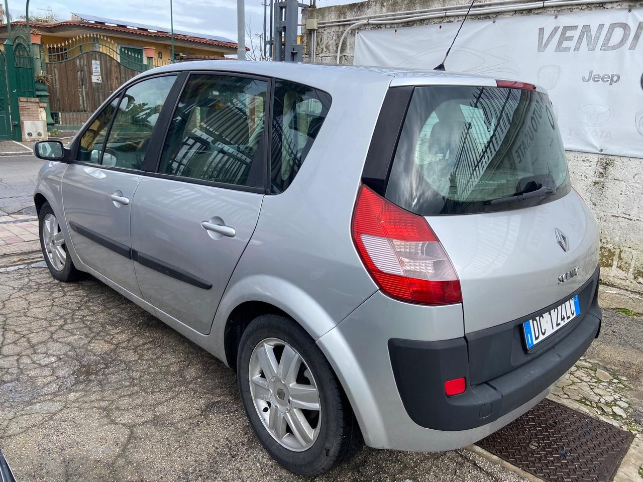 Renault Scenic Scénic 1.9 dCi/130CV Dynamique