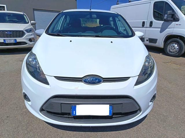 FORD Fiesta + 1.4 TDCi 68CV 5 porte