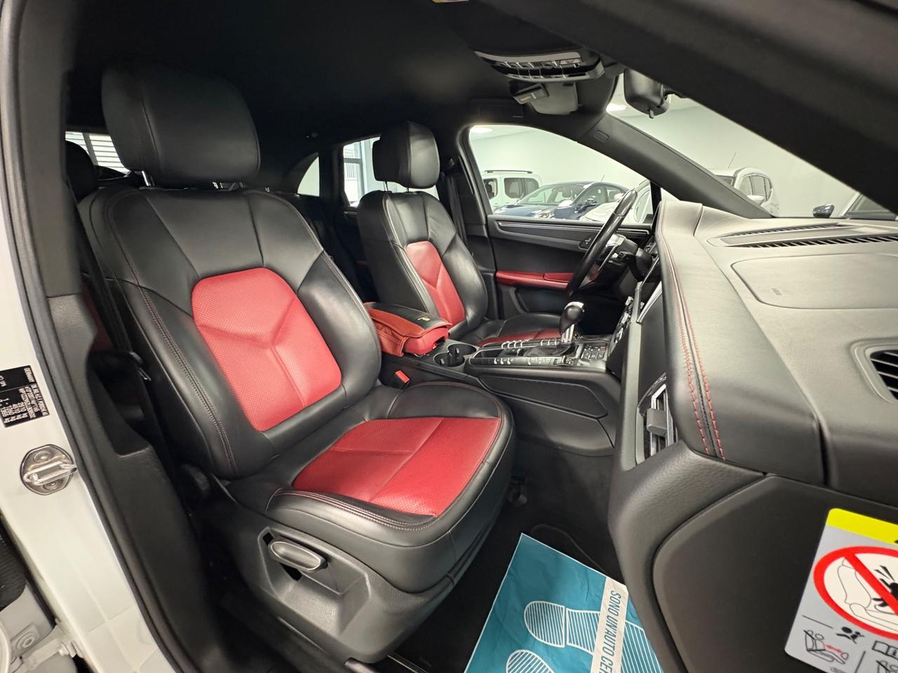 Porsche Macan 2.0 Benzina 245cv 2020 km 137000