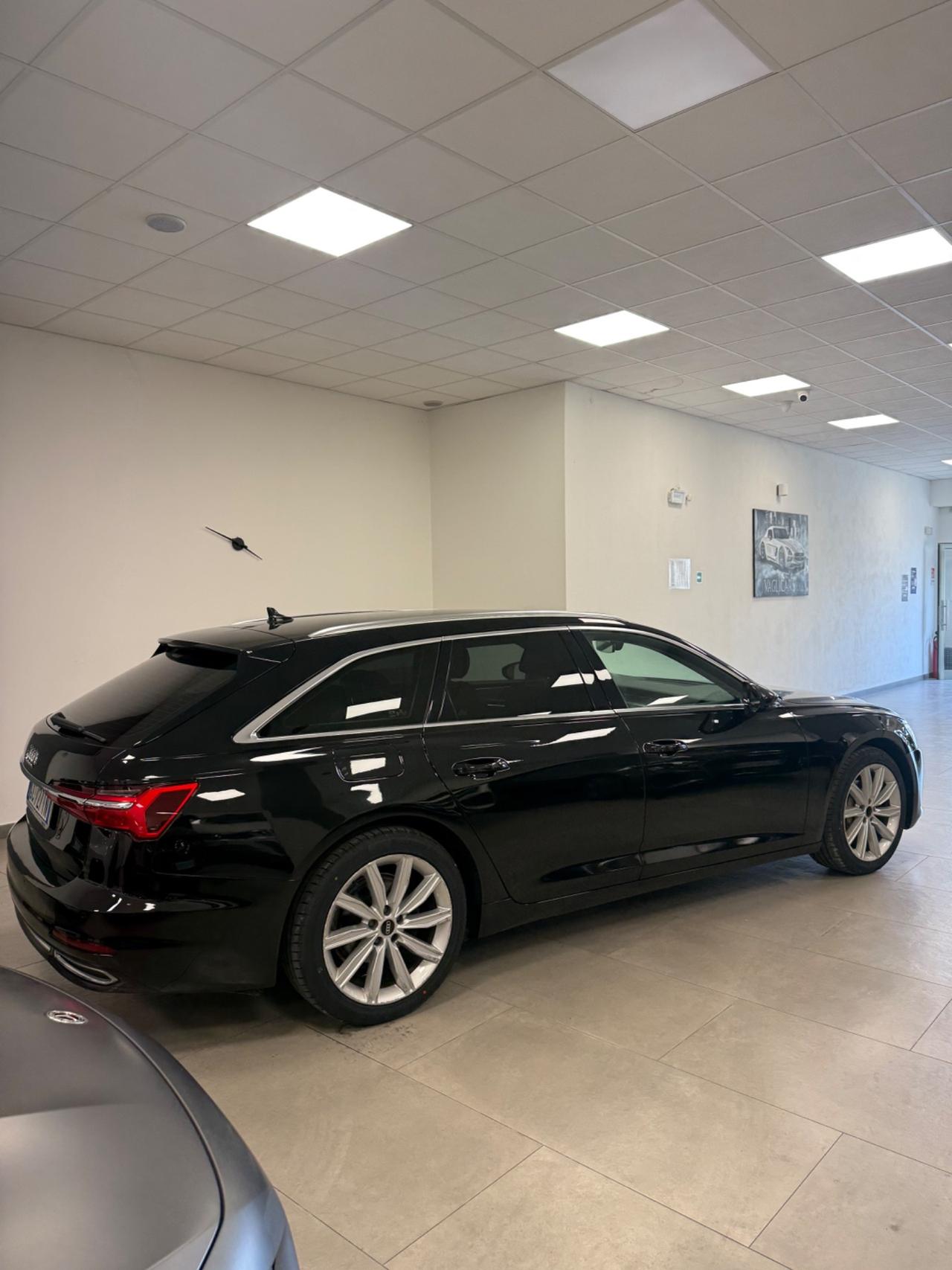 Audi A6 Avant 40 2.0 TDI S tronic Business Design