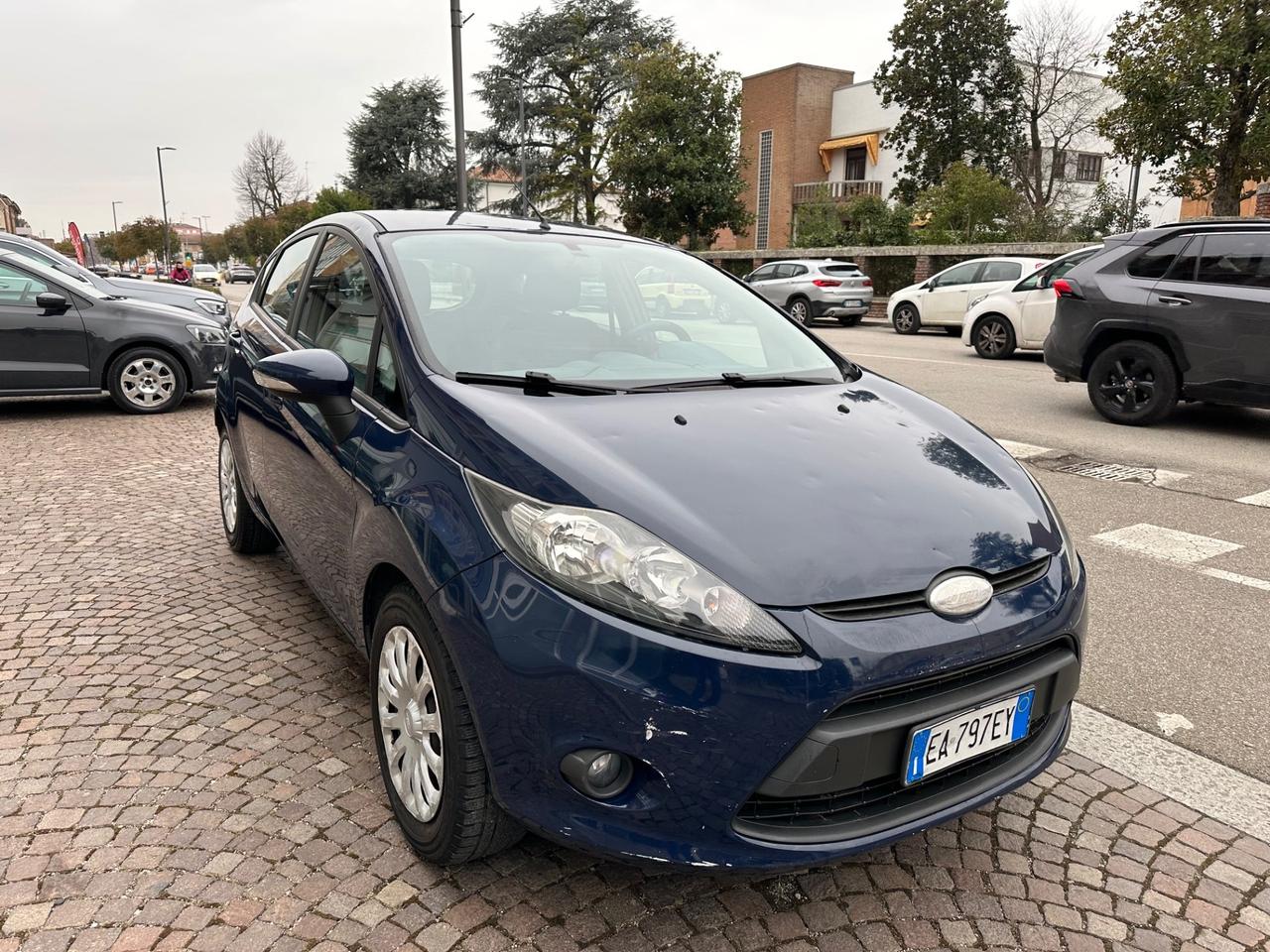 Ford Fiesta 1.4 5 porte GPL Titanium