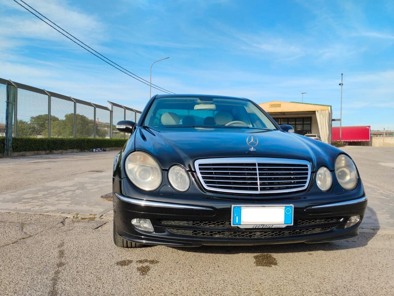 Mercedes-benz E 220 CDI cat Avantgarde