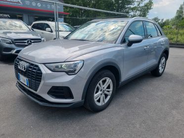 Audi Q3 35 TDI S tronic Business