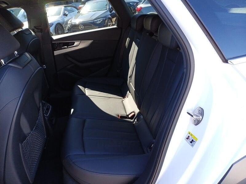 Audi A4 allroad quattro A4 V 2019 Allroad Quattro 40 2.0 tdi mhev Business quattro 204cv s-tronic
