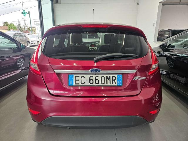 Ford Fiesta 5p 1.4 16v Titanium Gpl NEOPATENTATI