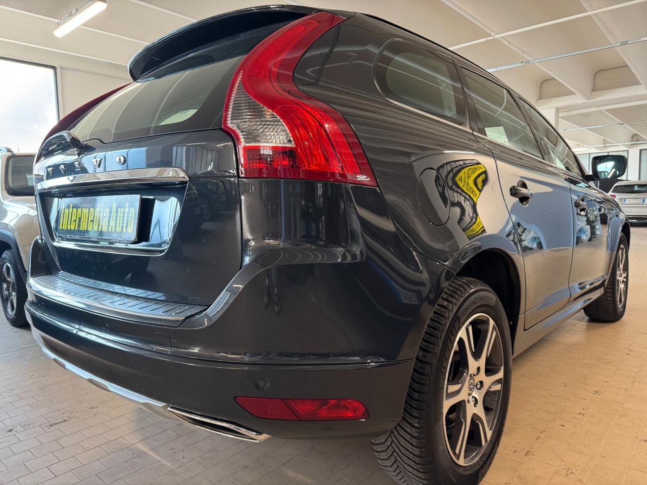 Volvo XC60 D4 Geartronic R-design Kinetic EURO 6