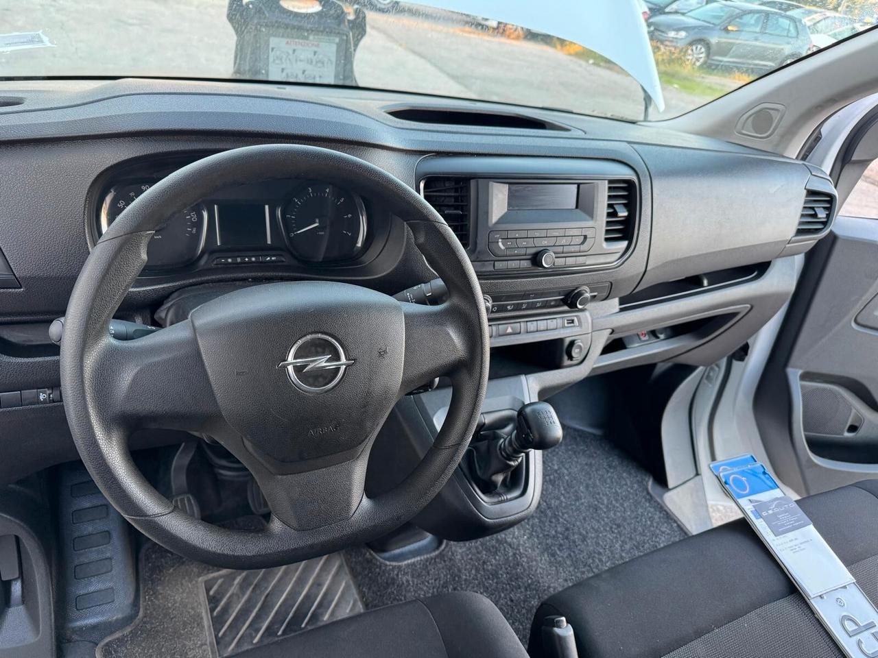 Opel Vivaro C Combi L 1.5d PASSO LUNGO MOTORE KO