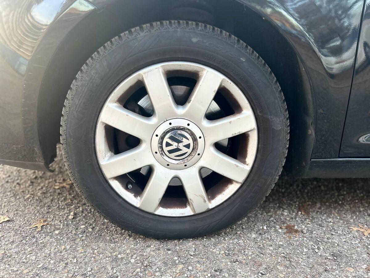 Volkswagen Touran 2.0 tdi Highline 170cv dsg dpf