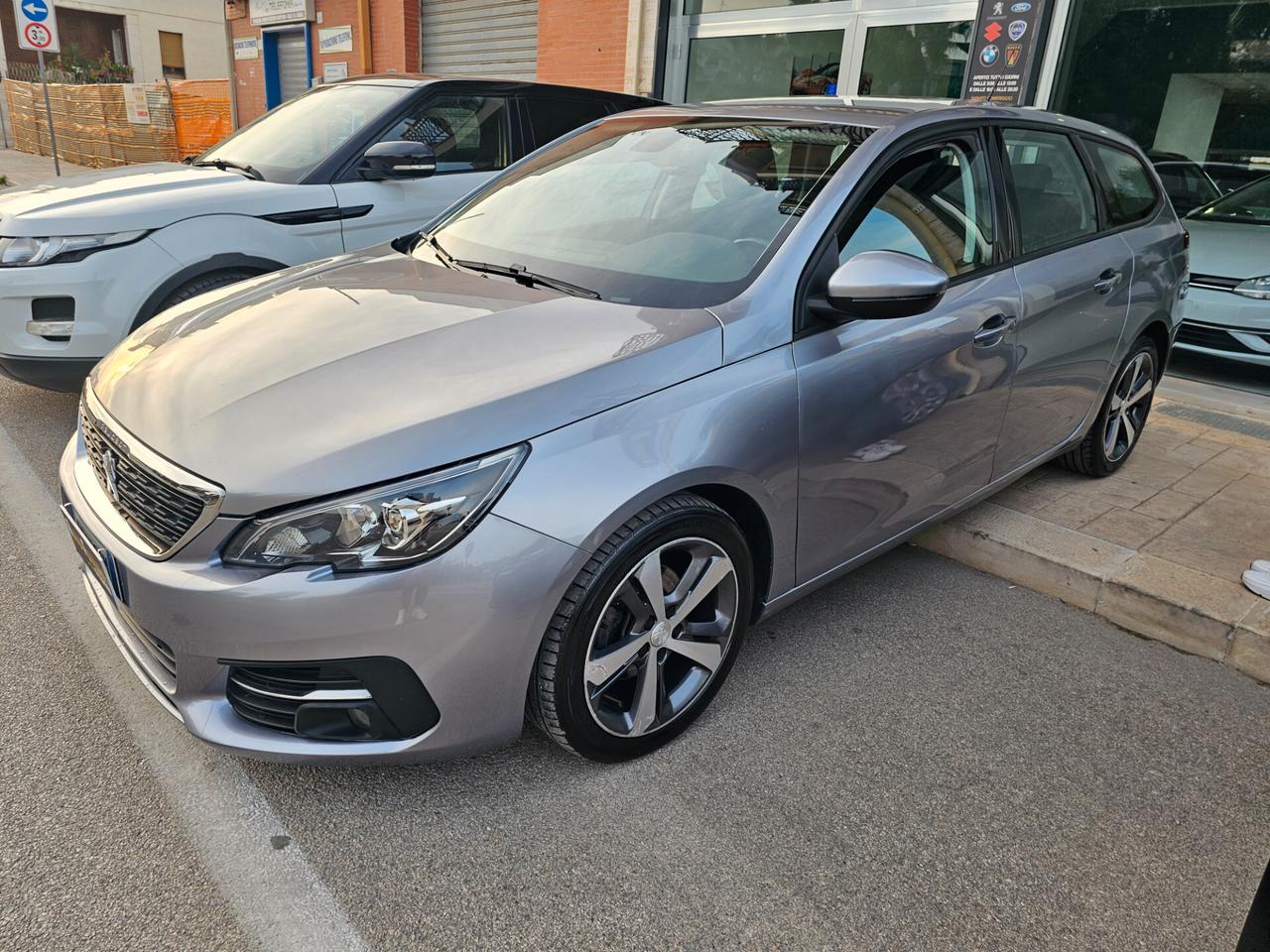 Peugeot 308 BlueHDi 100 S&S SW Business