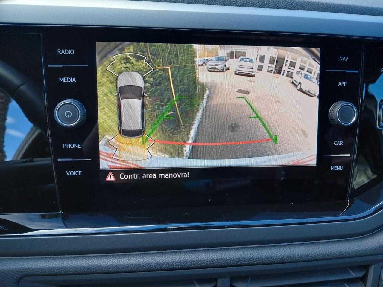 Volkswagen Taigo 1.0 TSI 115 CV DSG R-Line-AZIENDALE