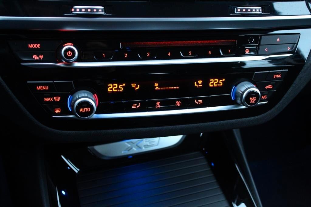 BMW X3 sDrive 18d xLine *Pelle *Luci Ambiente