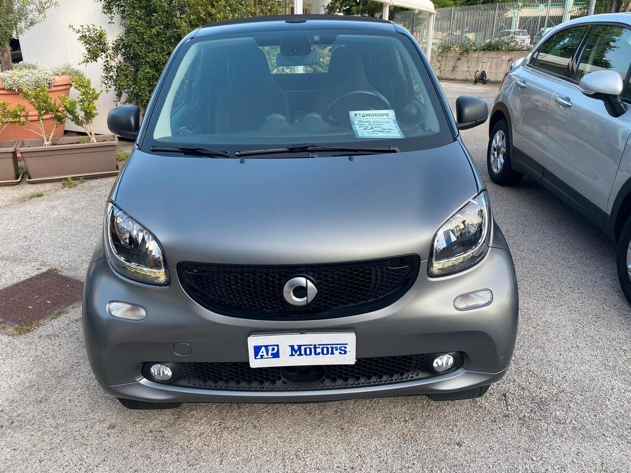 Smart ForTwo 90 0.9 T twinamic cabrio Superpassion 33000 Km