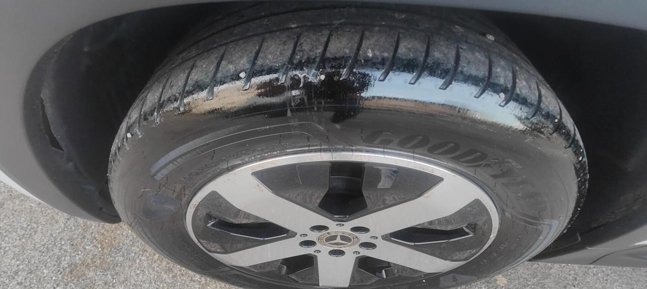 Mercedes-benz GLB 220 d Automatic 4Matic Sport Plus