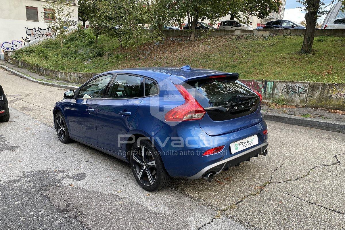 VOLVO V40 T4 R-design Kinetic