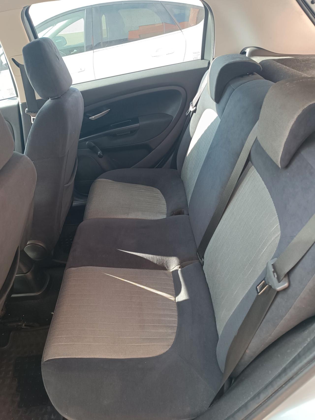 Fiat Grande Punto 1.9 MJT 120 CV 5 porte Emotion