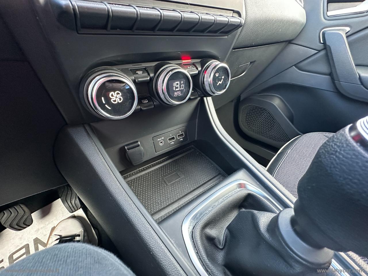 RENAULT Captur TCe 12V 90 CV Intens