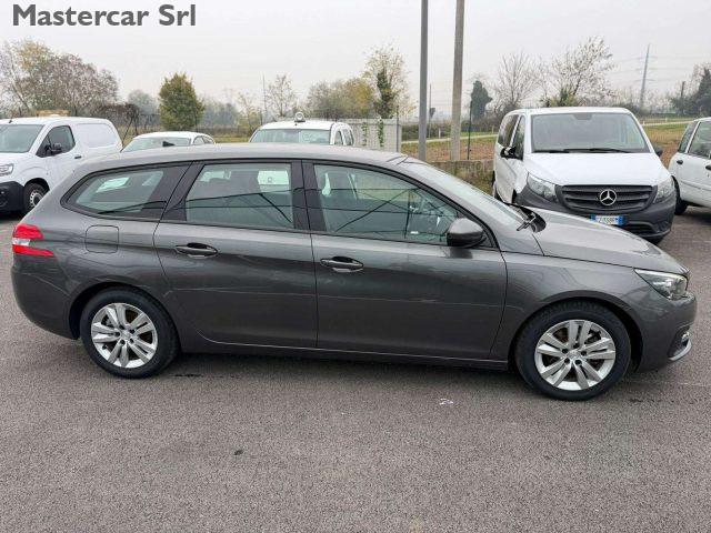PEUGEOT 308 308 II 2018 SW SW 1.5 bluehdi s tg : GB443HF