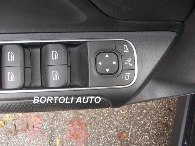 MERCEDES-BENZ GLA 200 d 57.000 KM AUTOMATICA BUSINESS EXTRA