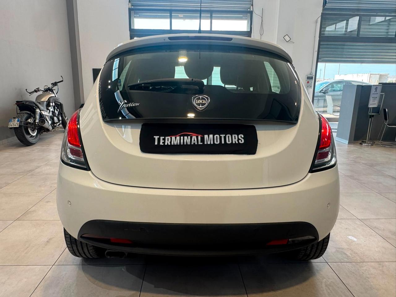 Lancia Ypsilon 1.2 69 CV BENZINA GPL Ecochic