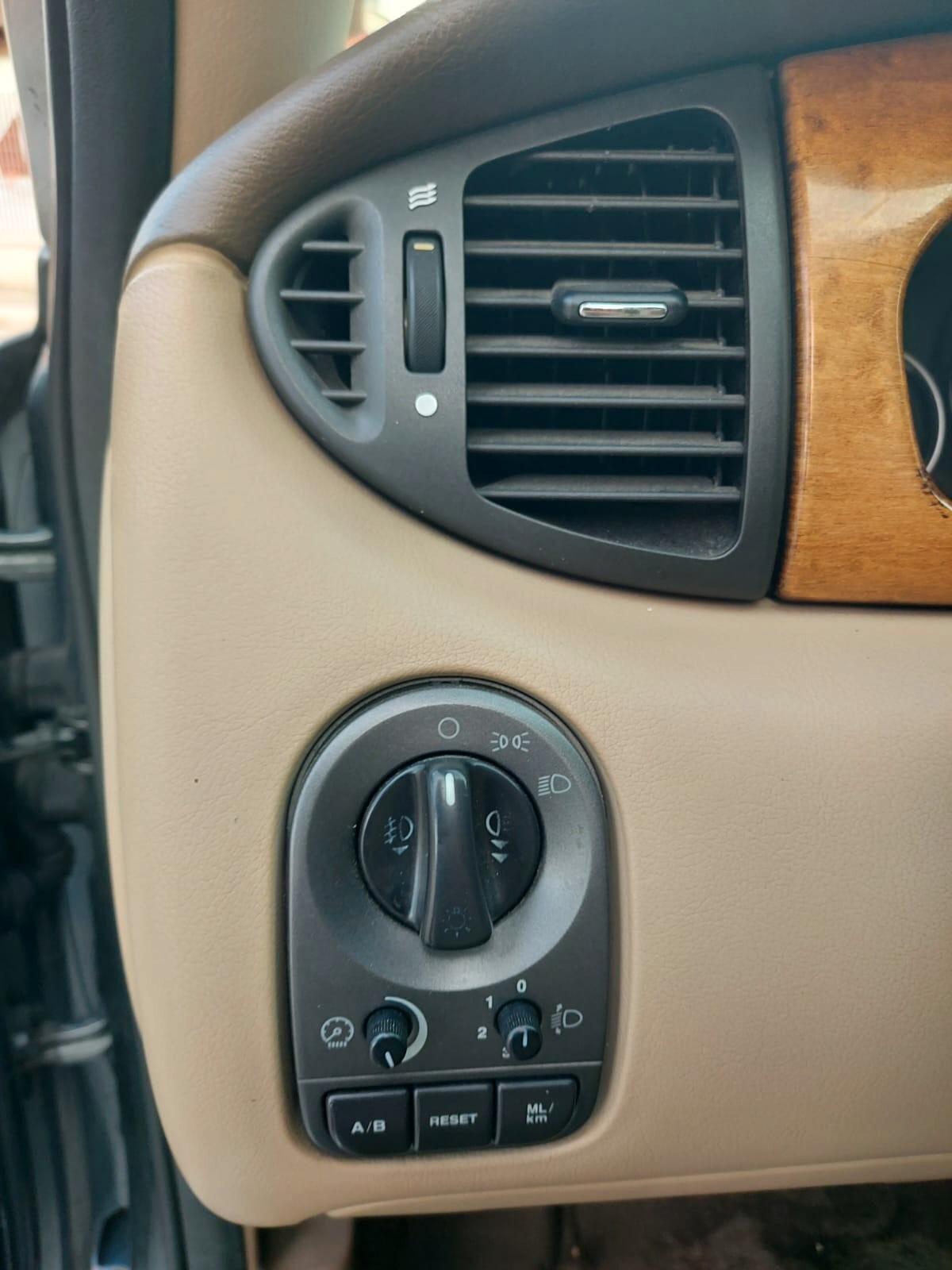 Jaguar X-Type 2.0D cat Executive 2004