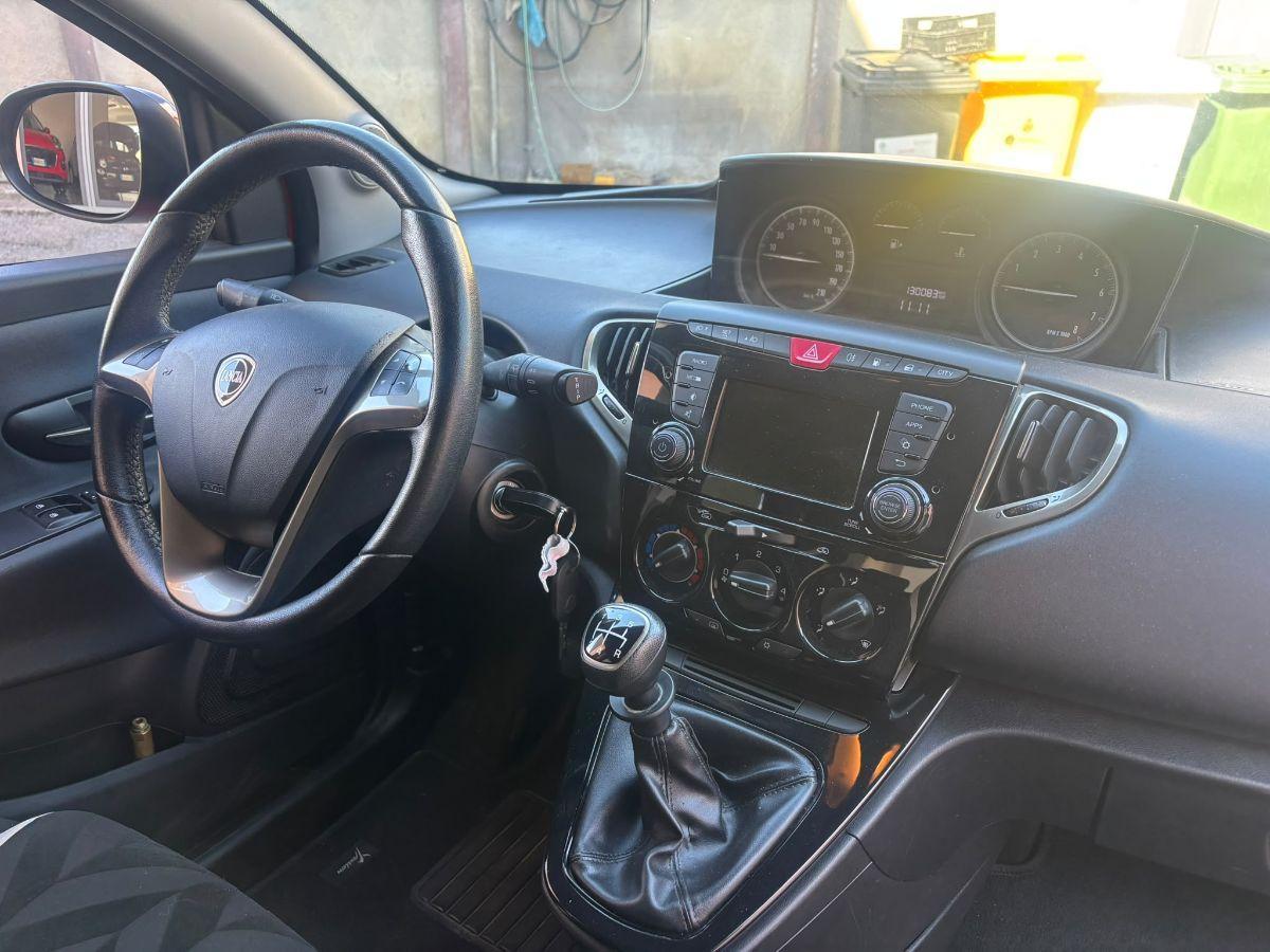 LANCIA Ypsilon 1.2 69CV 5p. GPL Ecochic Gold