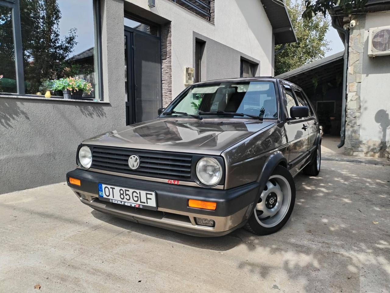Volkswagen Golf 1300i cat 5 porte GL
