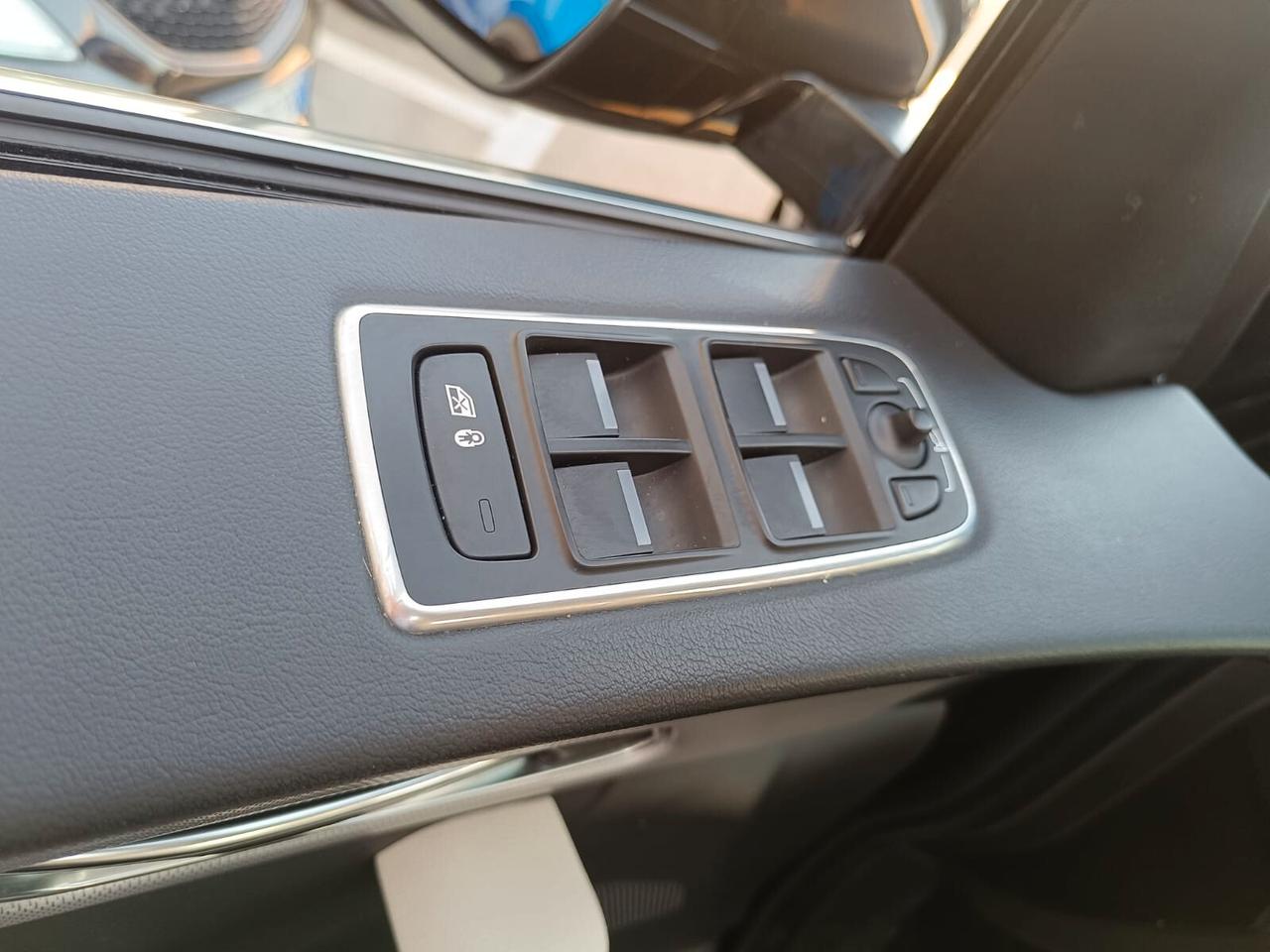 Jaguar F Pace 2.0d Prestige 2017, MOTORE NUOVO