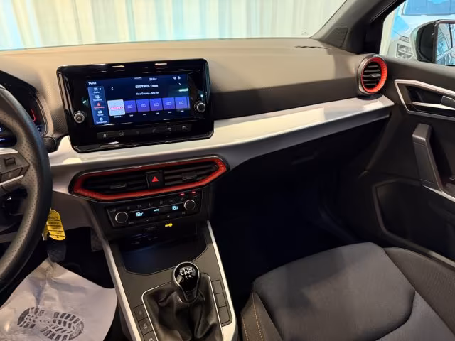 SEAT Arona 1.0 TSI FR ACC LED App Connect Bluetooth