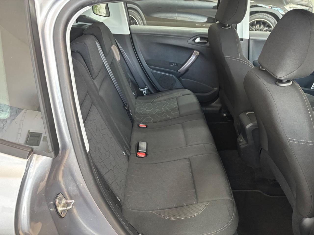 Peugeot 2008 HDI 68CV ACCESS