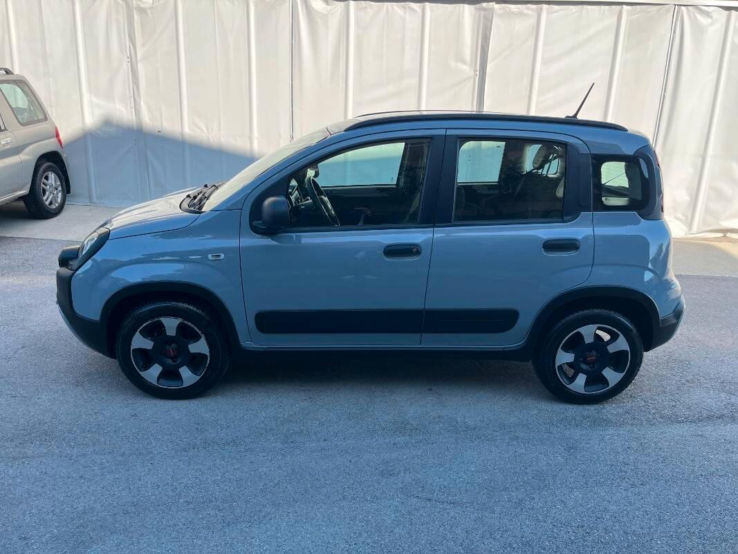 Fiat Panda 1.0 hybrid City Cross s&s 70cv
