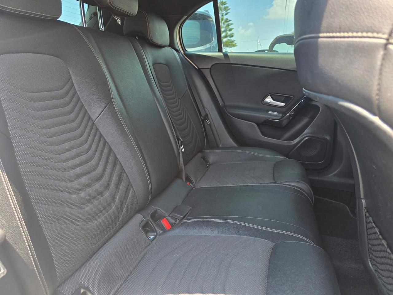 MERCEDES A180CDI 115CV SPORT PACK LUCI