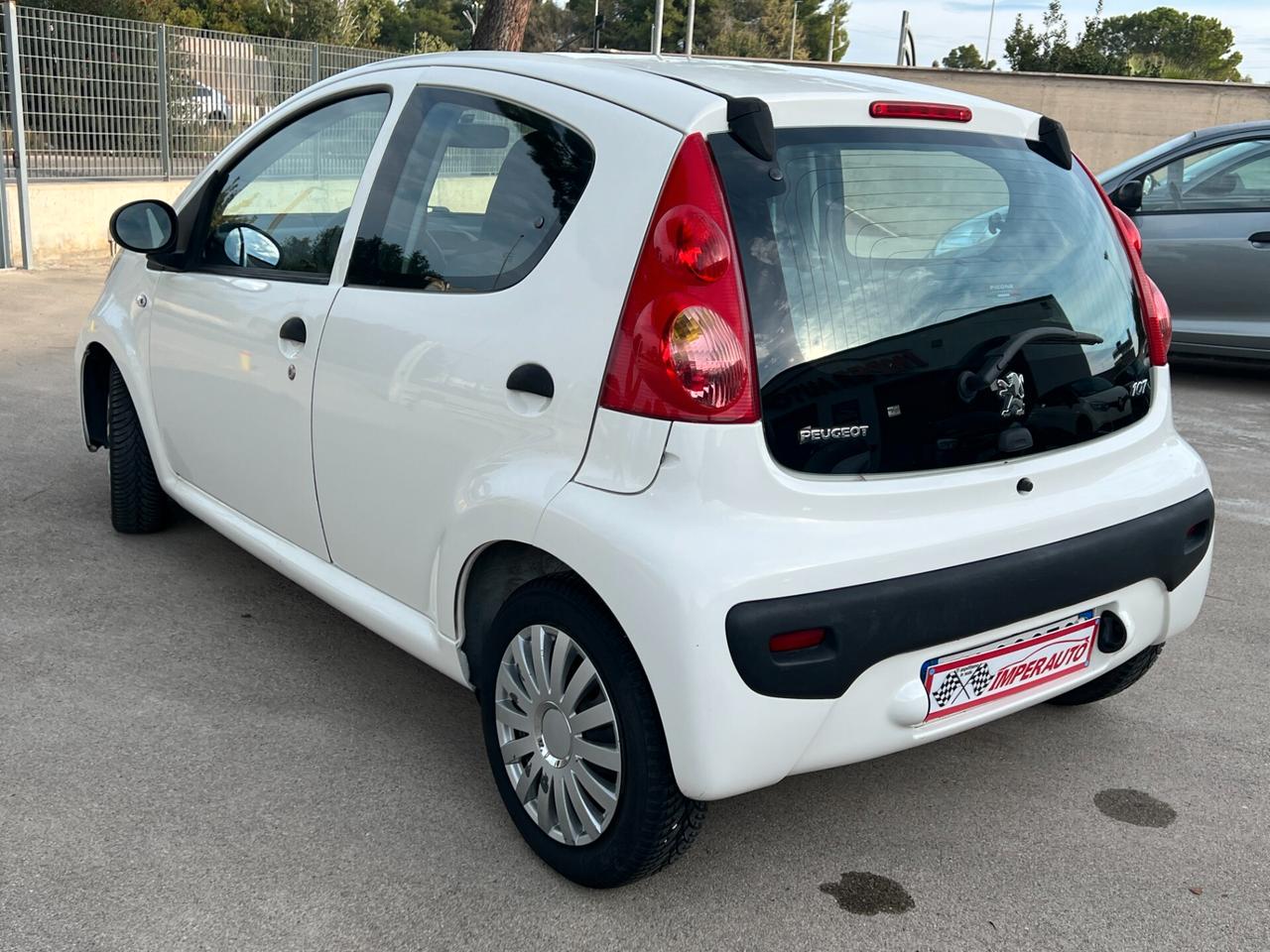 Peugeot 107 1.0 Allure Tagliando e Garanzia