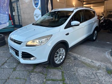 Ford Kuga 2.0 TDCI 140 CV 4WD Powershift Titanium
