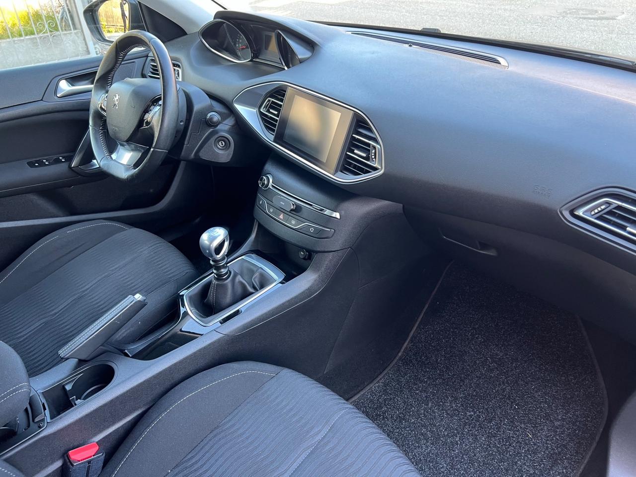 Peugeot 308 1.6 e-HDi Diesel 6MARCE POCHI KM