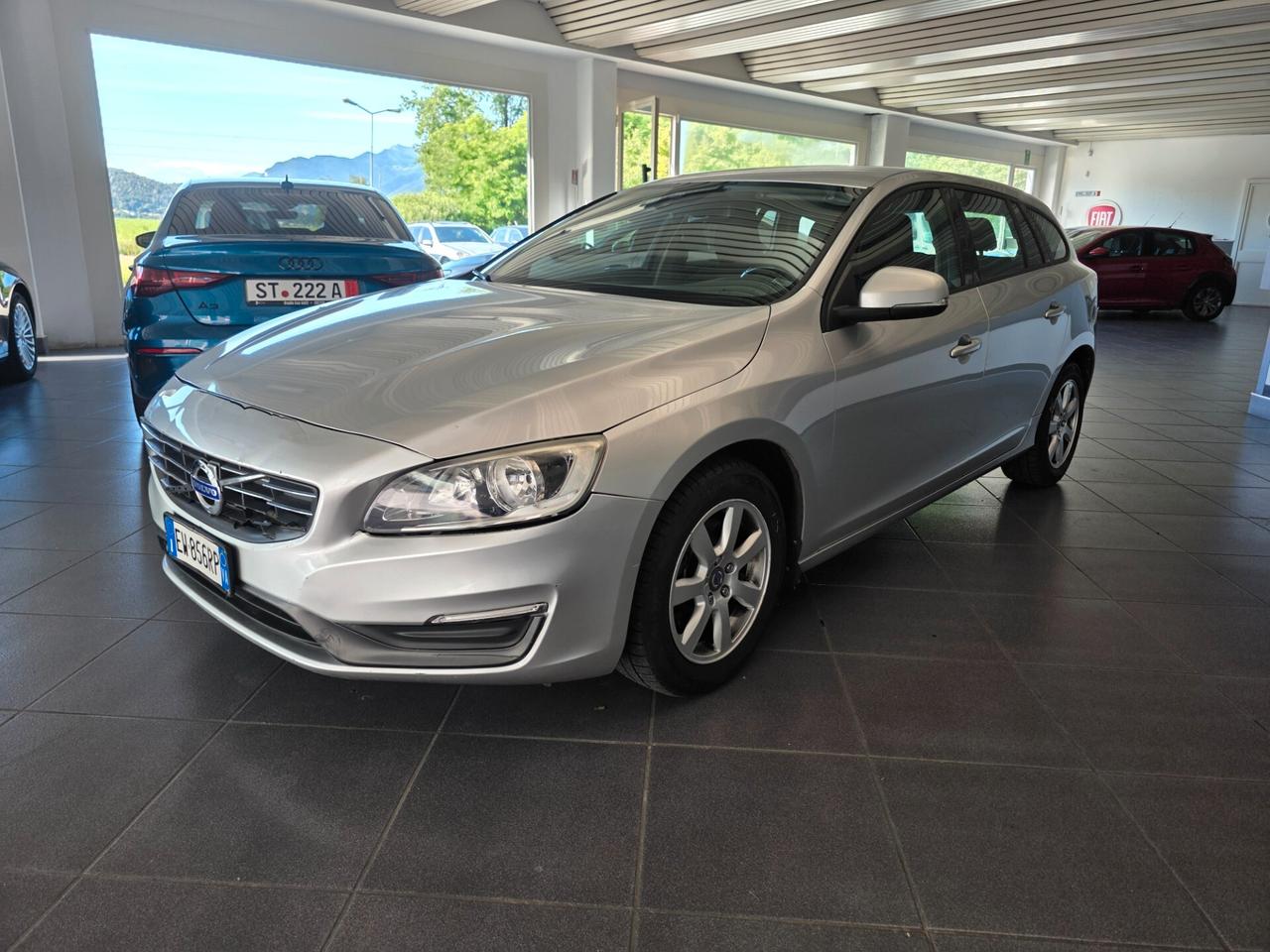 Volvo V60 D2 1.6 Momentum