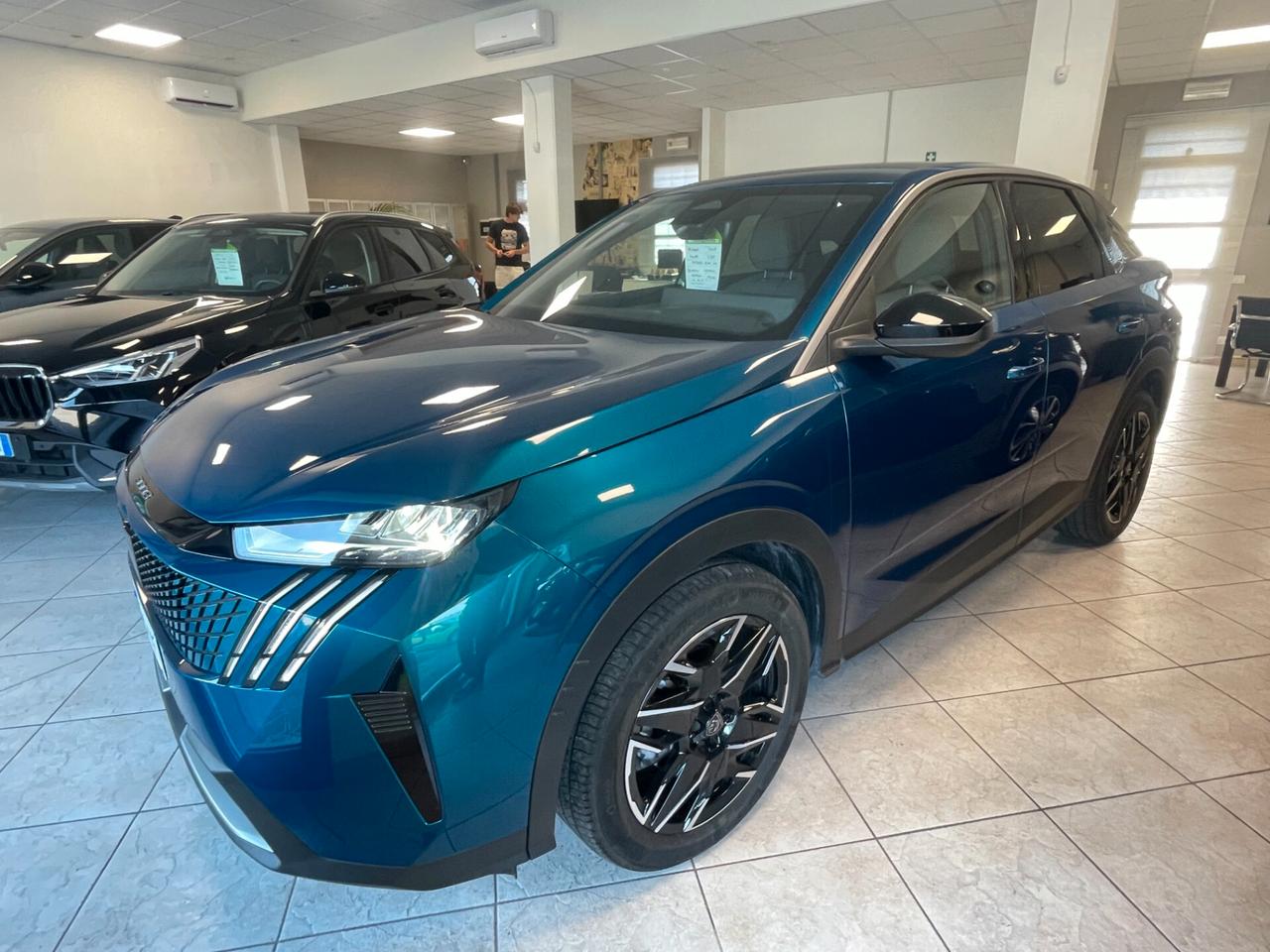 Peugeot 3008 Hybrid 145 e-DCS6 Allure PREZZO REALE